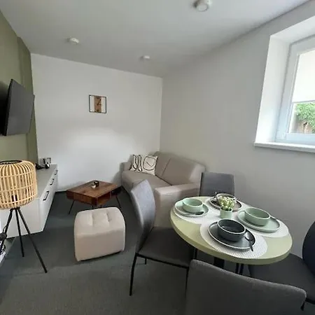 Autochom Apartment